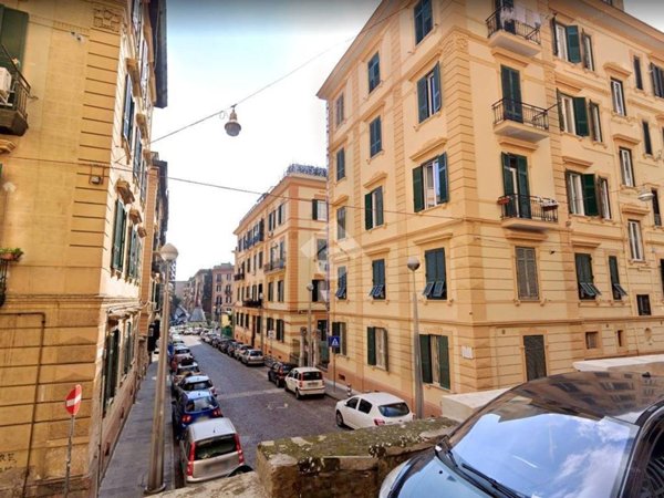appartamento in vendita a Napoli