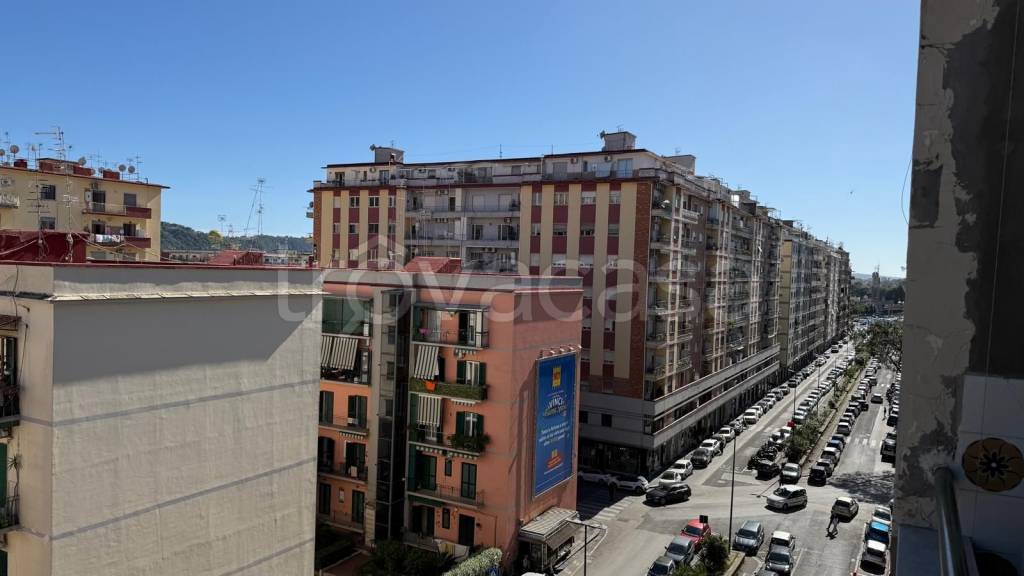 appartamento in vendita a Napoli in zona Fuorigrotta