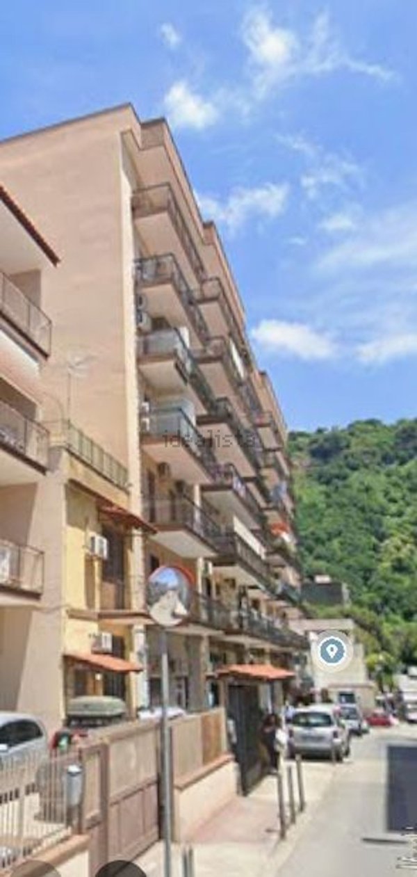 appartamento in vendita a Napoli in zona Pianura