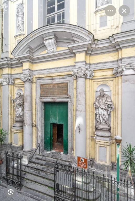 appartamento in vendita a Napoli in zona San Lorenzo