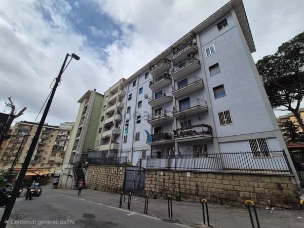 appartamento in vendita a Napoli in zona Arenella