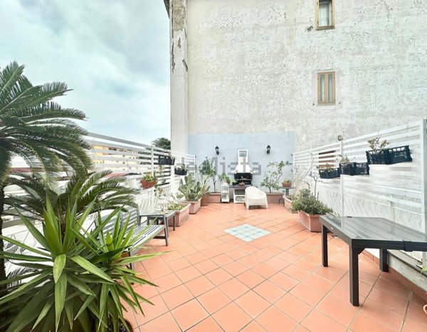 appartamento in vendita a Napoli in zona Posillipo
