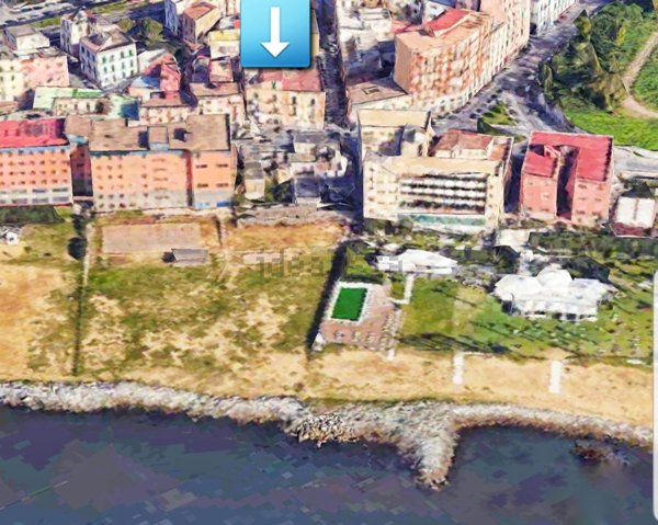 appartamento in vendita a Napoli in zona Bagnoli