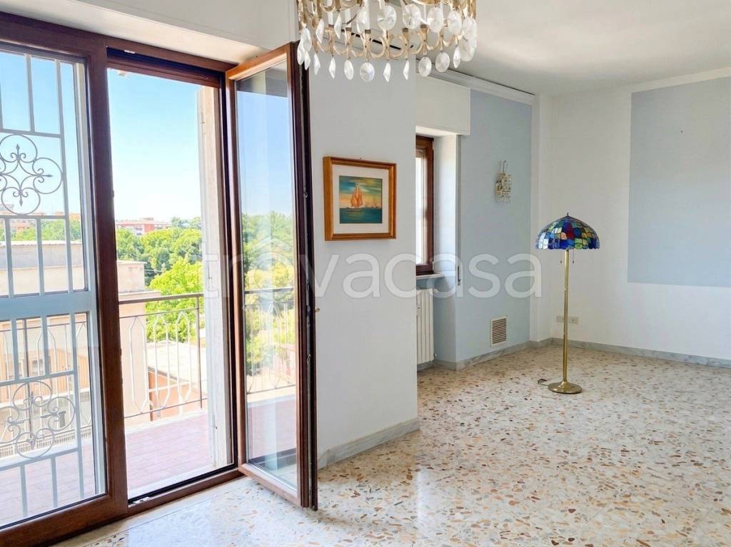 appartamento in vendita a Napoli in zona Capodimonte / Colli Aminei