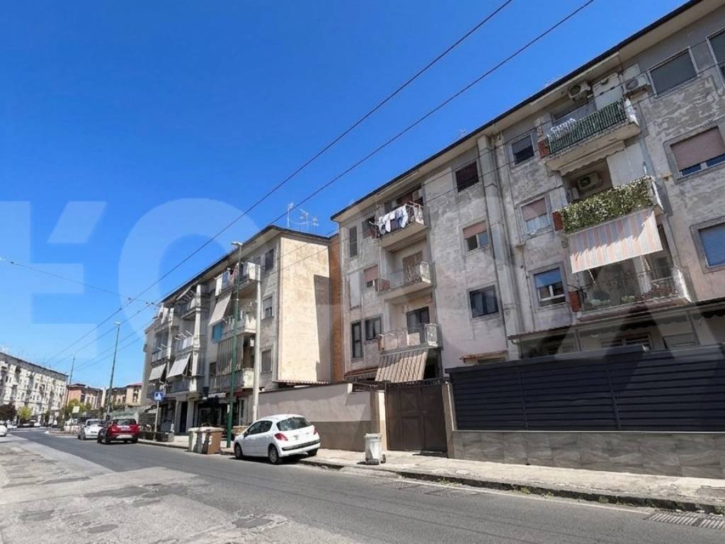 appartamento in vendita a Napoli in zona Secondigliano