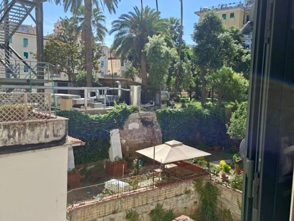 appartamento in vendita a Napoli