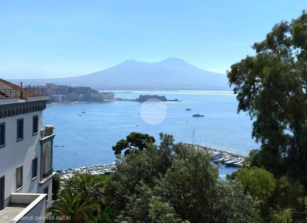appartamento in vendita a Napoli in zona Posillipo