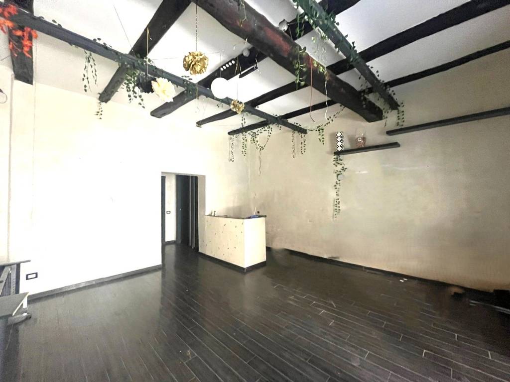 negozio in vendita a Napoli
