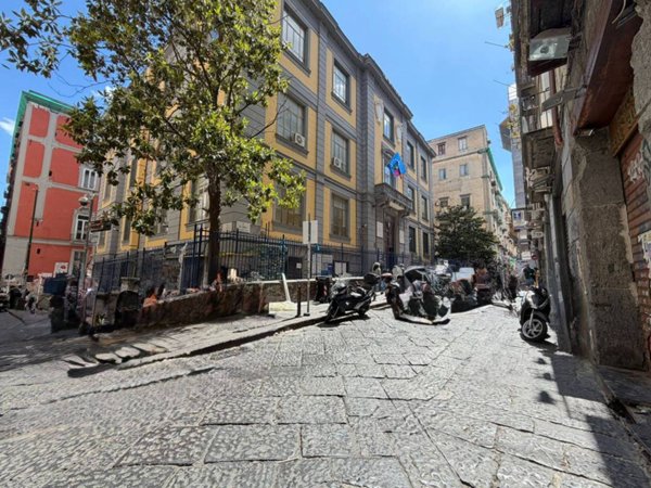 appartamento in vendita a Napoli