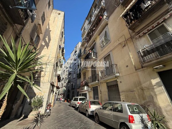 appartamento in vendita a Napoli in zona Stella