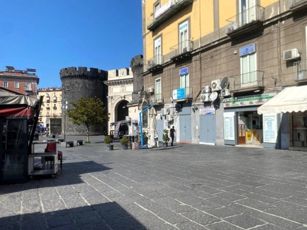 negozio in vendita a Napoli