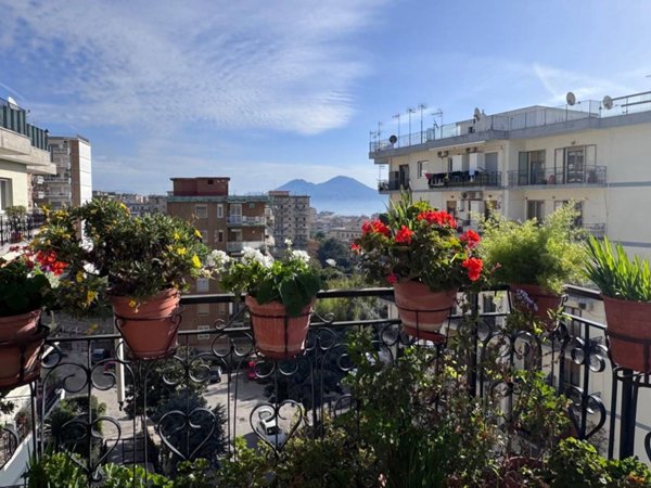 appartamento in vendita a Napoli in zona Camaldoli