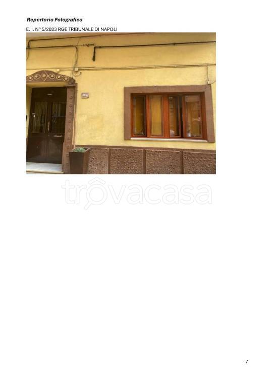 appartamento in vendita a Napoli in zona Stella