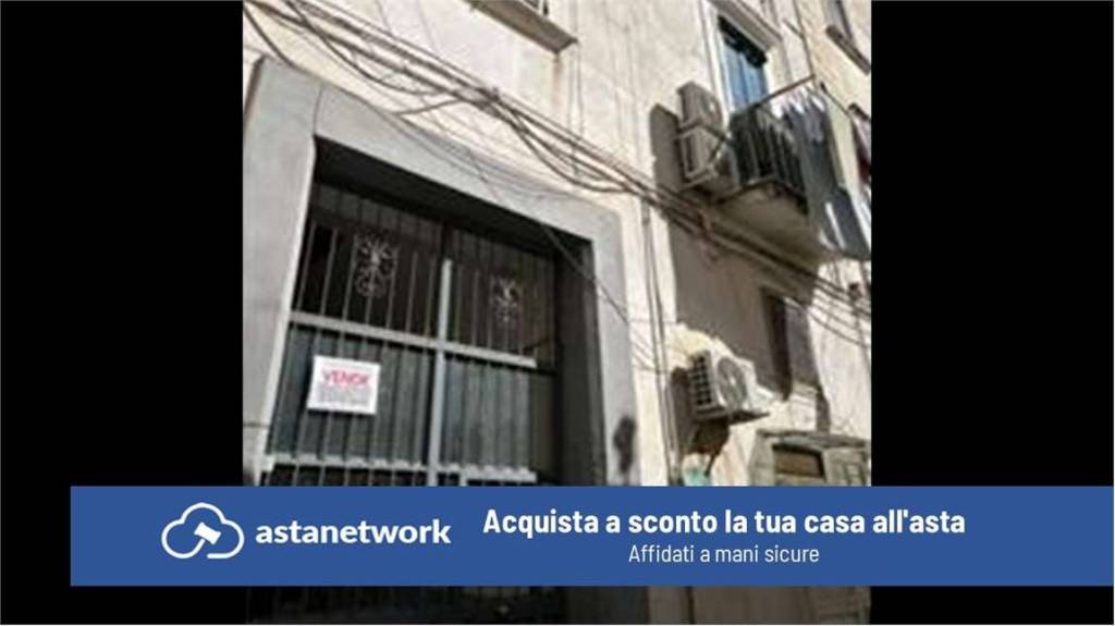 appartamento in vendita a Napoli in zona Stella