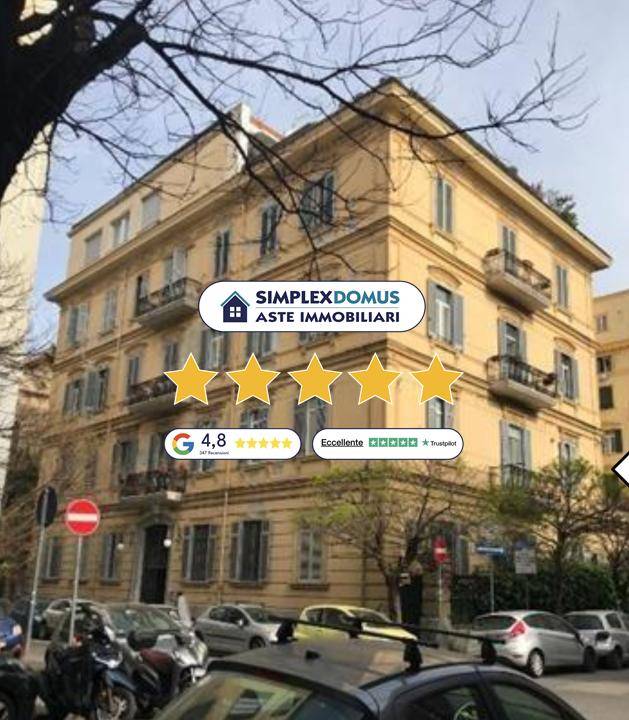 appartamento in vendita a Napoli in zona Vomero