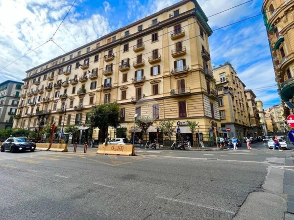 appartamento in vendita a Napoli in zona Pendino / San Giuseppe