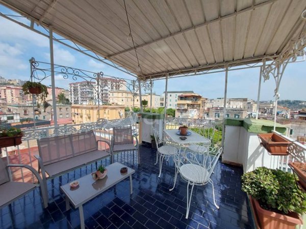 appartamento in vendita a Napoli