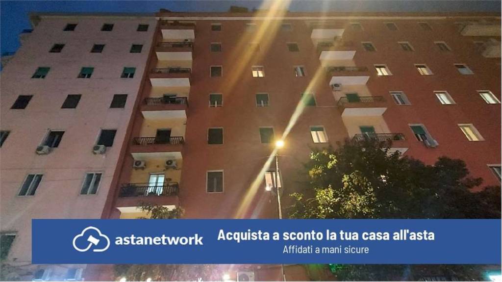 appartamento in vendita a Napoli in zona Arenella