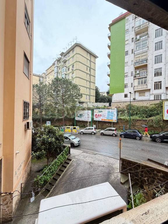 appartamento in vendita a Napoli in zona Arenella
