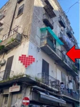 appartamento in vendita a Napoli in zona Mercato