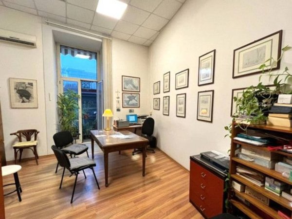 appartamento in vendita a Napoli in zona Montecalvario