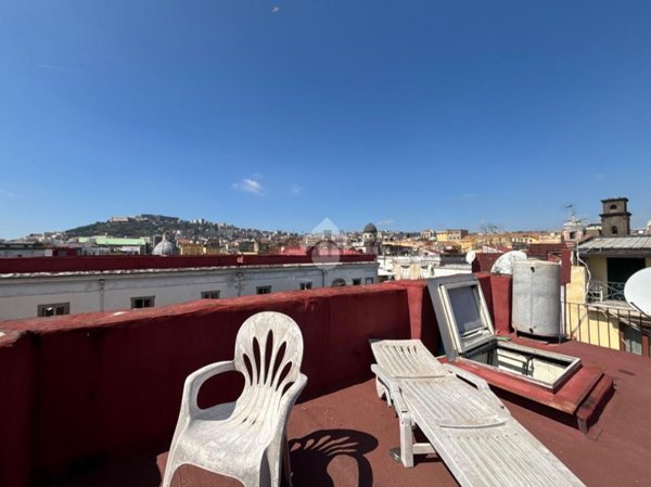 appartamento in vendita a Napoli in zona Pendino / San Giuseppe