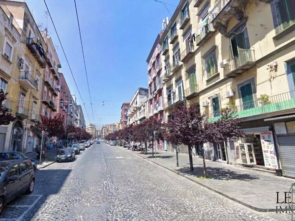 appartamento in vendita a Napoli in zona San Lorenzo
