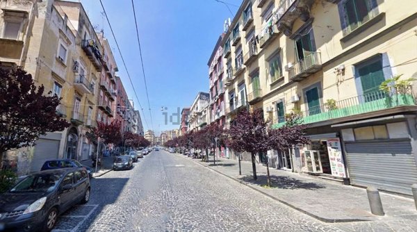 appartamento in vendita a Napoli in zona San Lorenzo