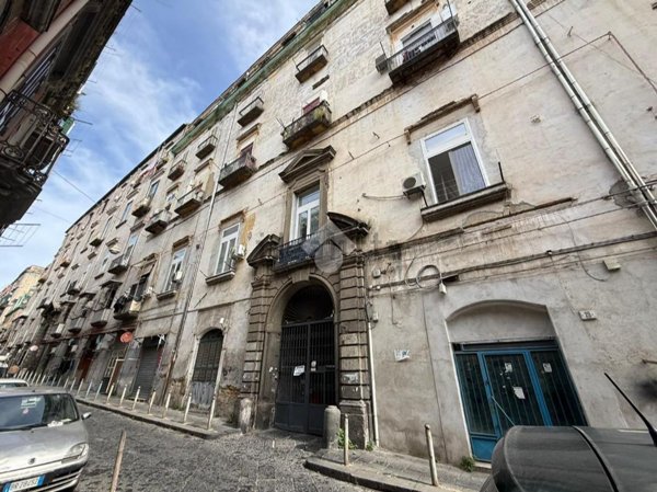 appartamento in vendita a Napoli in zona San Lorenzo
