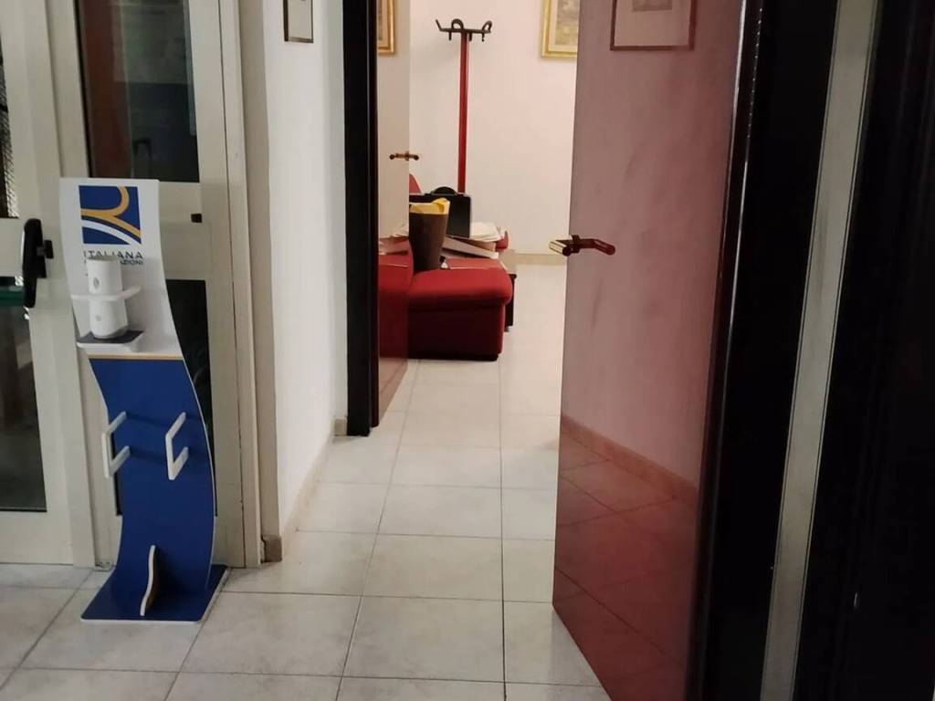 appartamento in vendita a Napoli in zona Fuorigrotta