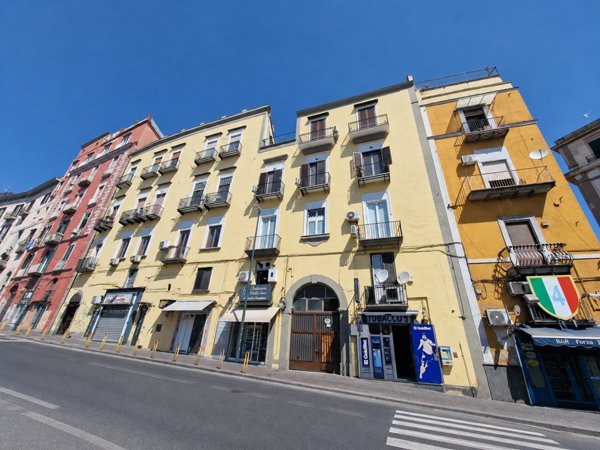 appartamento in vendita a Napoli in zona Avvocata