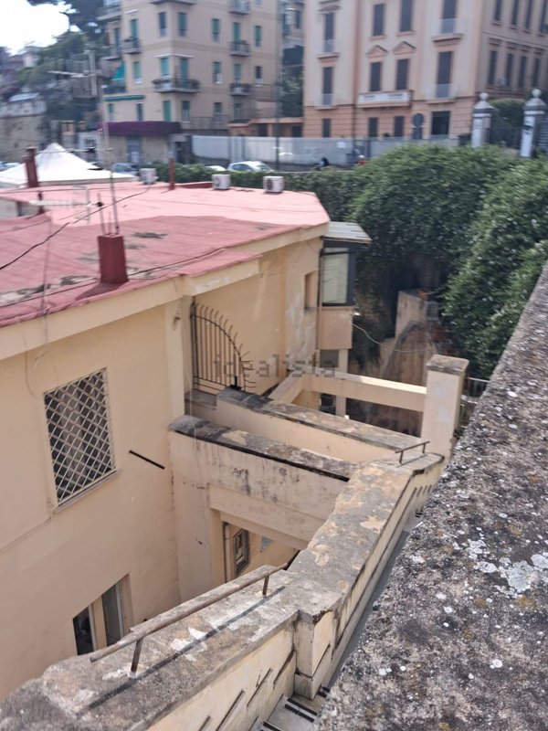 appartamento in vendita a Napoli in zona Vomero