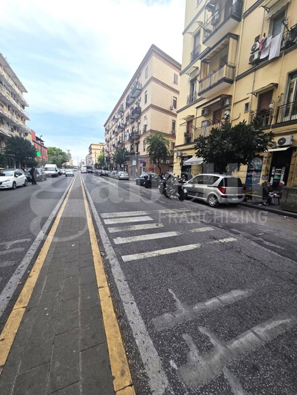 appartamento in vendita a Napoli in zona Vicaria