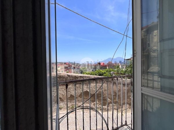 appartamento in vendita a Napoli in zona San Carlo all'Arena