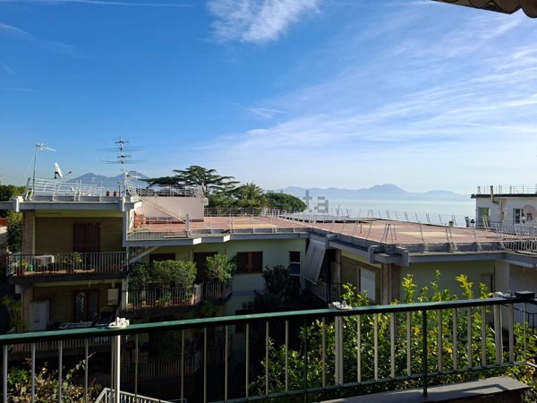 appartamento in vendita a Napoli in zona Posillipo