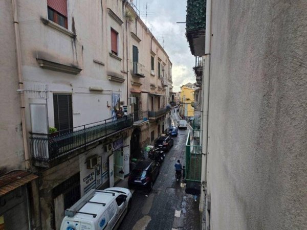 appartamento in vendita a Napoli in zona Barra