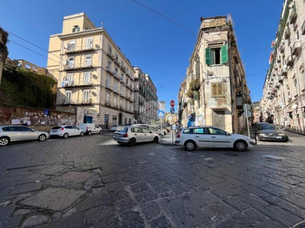 appartamento in vendita a Napoli