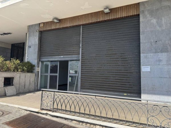 negozio in vendita a Napoli in zona Posillipo