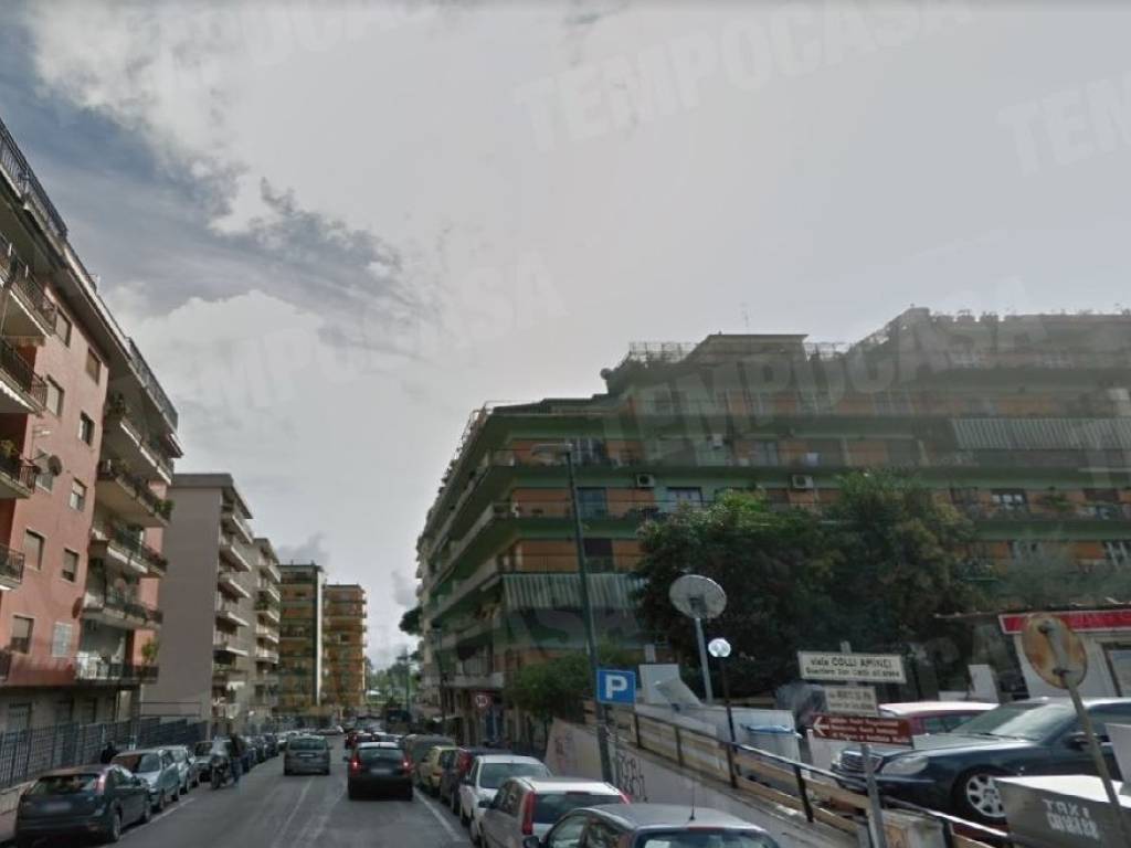 appartamento in vendita a Napoli in zona Capodimonte / Colli Aminei