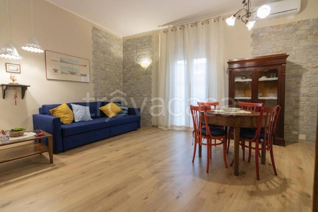 appartamento in vendita a Napoli in zona Avvocata