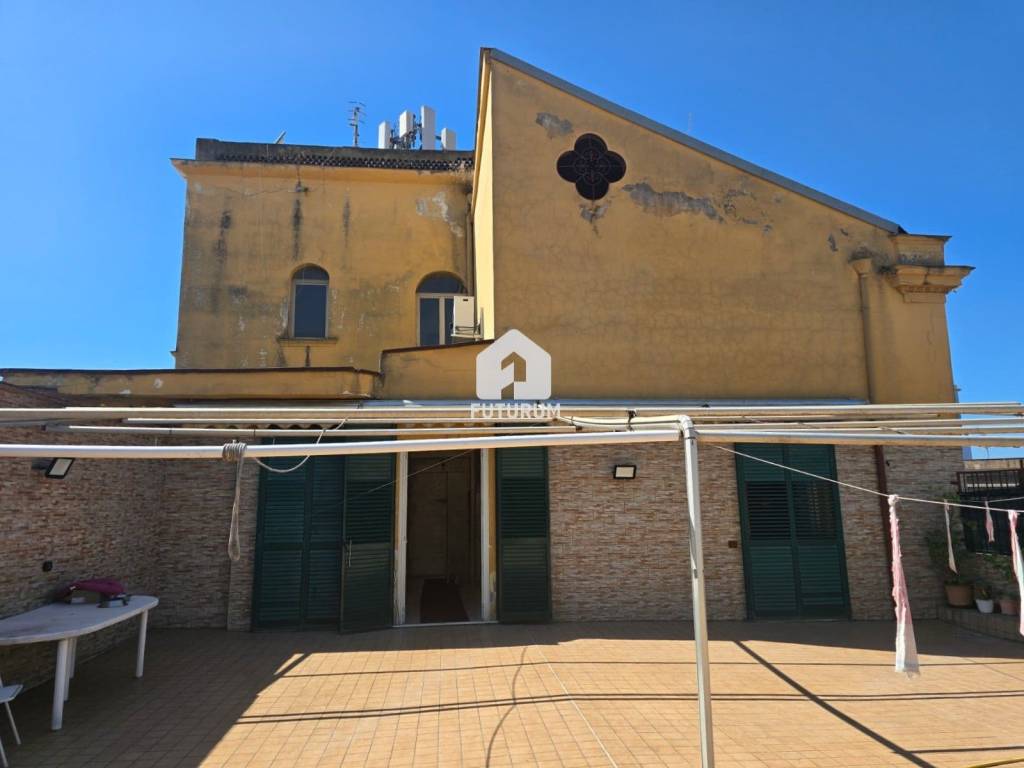 appartamento in vendita a Napoli in zona San Giovanni a Teduccio