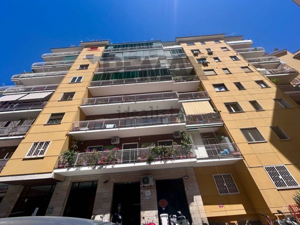 appartamento in vendita a Napoli in zona Vomero