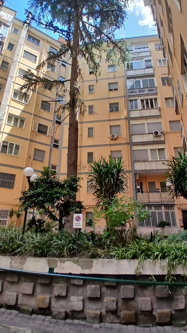 appartamento in vendita a Napoli in zona Arenella