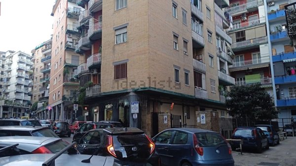 appartamento in vendita a Napoli in zona Arenella