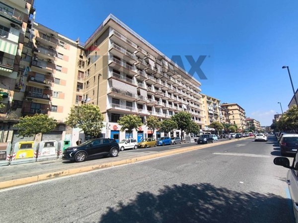appartamento in vendita a Napoli in zona Vicaria