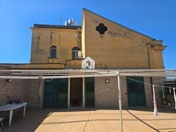 appartamento in vendita a Napoli in zona San Giovanni a Teduccio