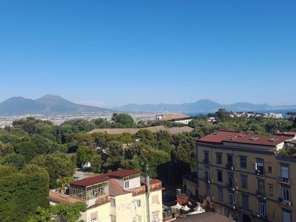 appartamento in vendita a Napoli in zona Capodimonte / Colli Aminei