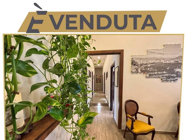 appartamento in vendita a Napoli