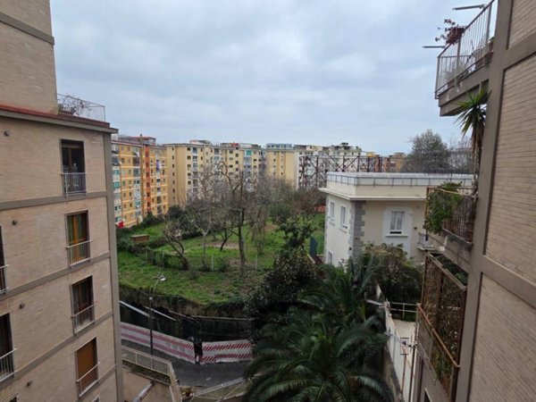 appartamento in vendita a Napoli in zona Vomero