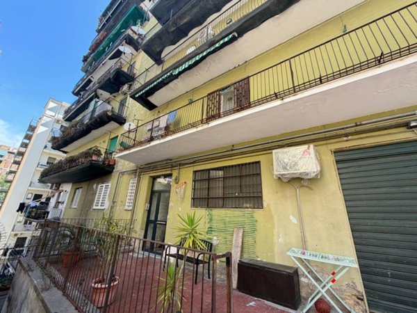 appartamento in vendita a Napoli in zona Fuorigrotta